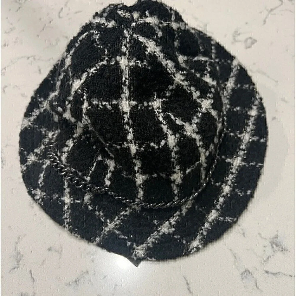 INC Chain Tweed Black Hold White Trim Chain Winter Cloche Hat NEW